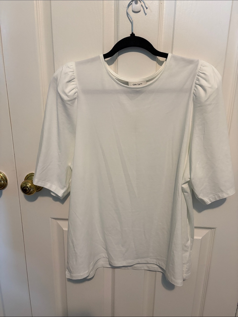 ON-34 White Puff Sleeve Crewneck Tee - Picture 2 of 6